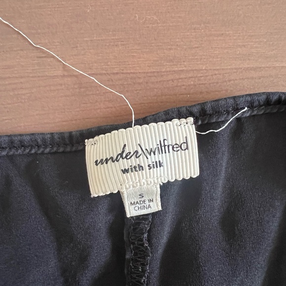 Aritzia Black Camisole Top - Picture 3 of 3